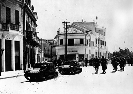 Italian_troops_in_Dur